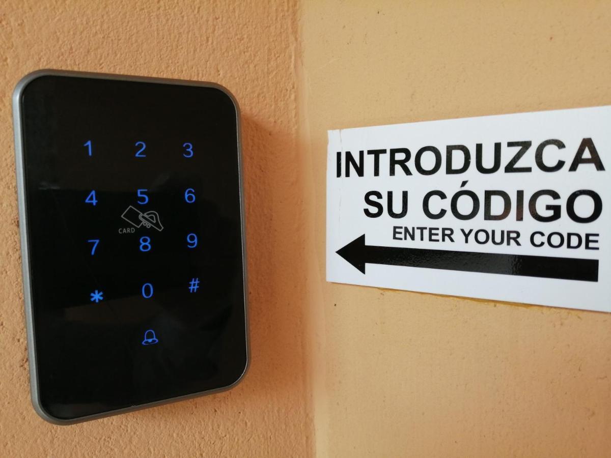 Estudio-Apartamento Cancun 特鲁埃尔 外观 照片